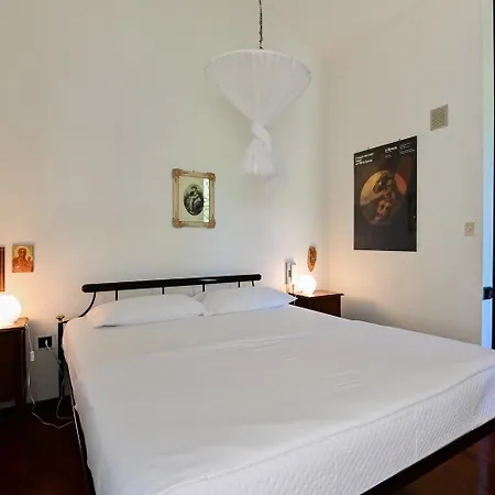 Villa Marchetti Straini Вилла *