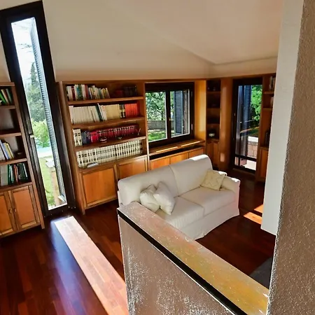 Villa Marchetti Straini Вилла